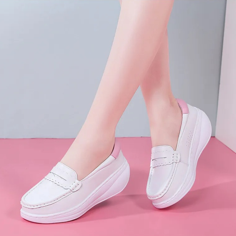 Women Shoes Tennis - รองเท้าผ้าใบพยาบาลสีขาวชมพู ปี 2025 แบบสวม รองเท้าผู้หญิง น้ำหนักเบา